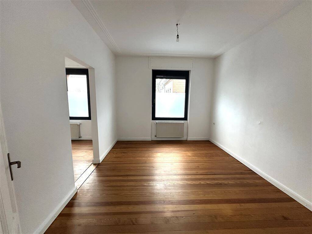 Gemütliches Zweifamilienhaus mit guter Infrastruktur in 66115 Saarbrücken/Malstatt – Saarbrücken – Vorschaubild 3