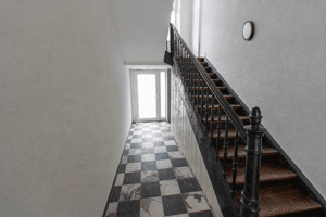 Großzügige Maisonette Wohnung mit zwei Dachterrassen in begehrter zentraler Wohnlage FR-Stühlinger – 79106 Freiburg im Breisgau – Vorschaubild 2