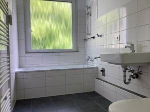 Attraktive 3 Zimmer-Wohnung mit Balkon in grüner Lage zu vermieten. – 33609 Bielefeld – Vorschaubild 5