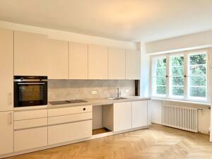 Direkt vom Eigentümer: Erstbezug nach Sanierung - charmante Altbauwohnung im Herzen Schwabings