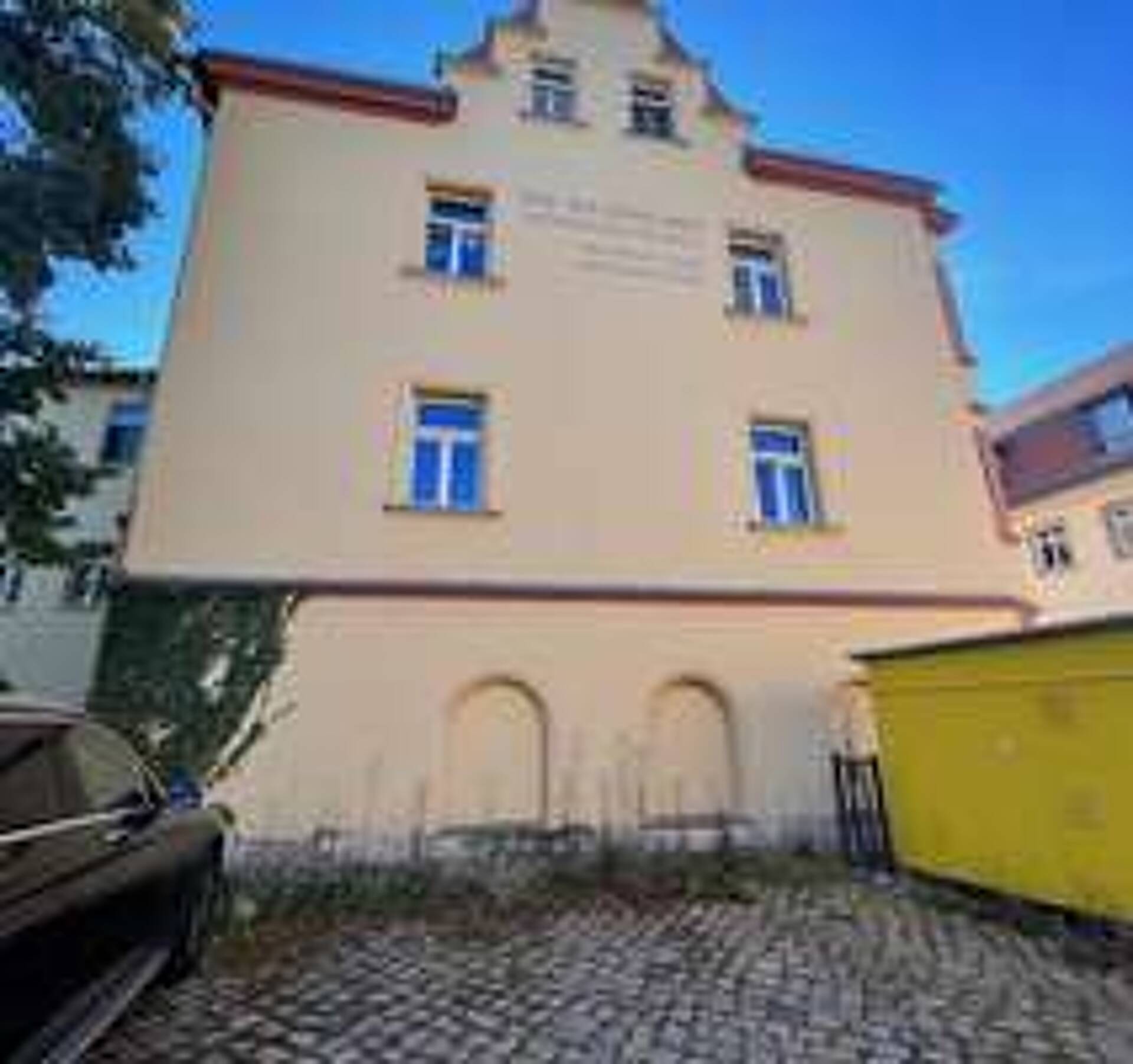Haus in 04600 Altenburg mit 701,45 m² kaufen