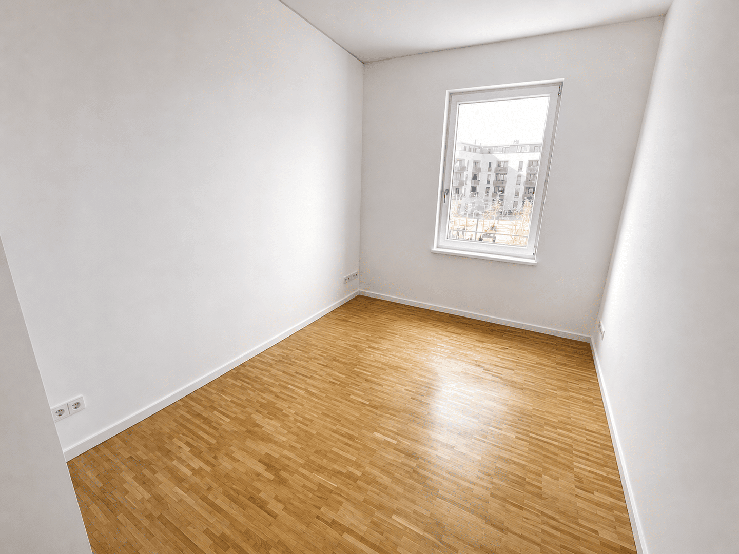 Exklusive Eigentumswohnung inkl. Tiefgaragenstellplatz, Balkon & idyllischer Wasserlage – Berlin – Vorschaubild 7