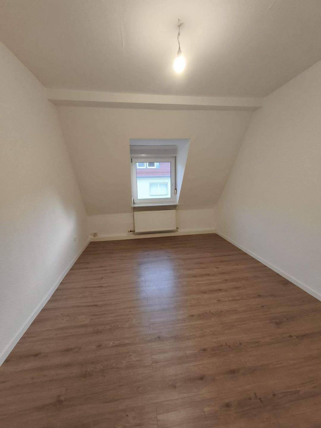 Das könnte passen! Hübsche 2 Zimmer-Wohnung mit EBK – Nürnberg – Vorschaubild 5