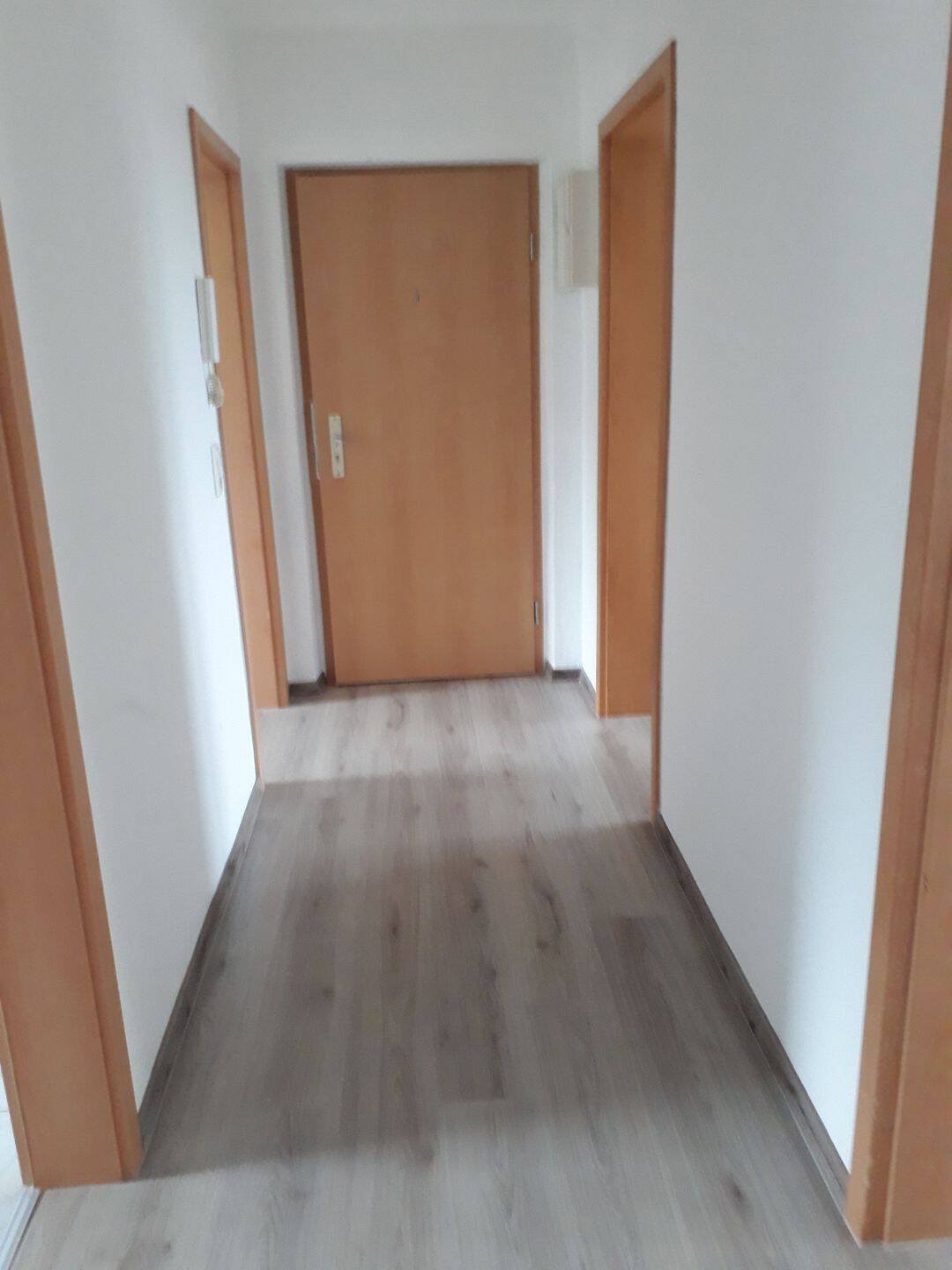 Schöne 2,5 Zimmer Wohnung mit Süd-Balkon am Menzendorfer See – Menzendorf – Vorschaubild 3