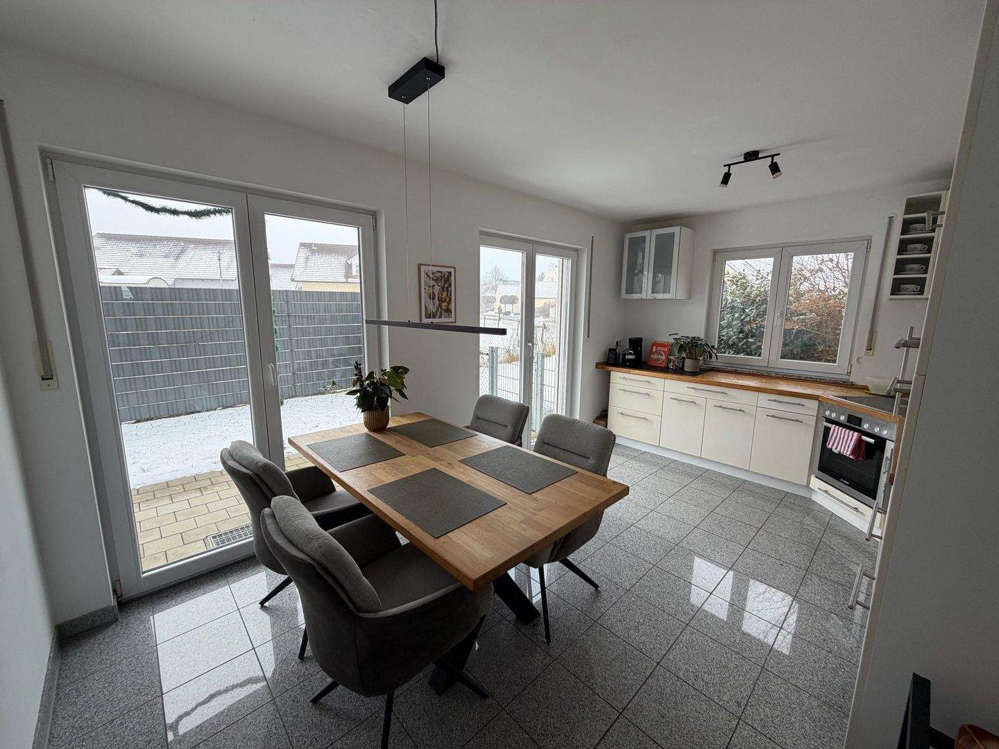 Schöne EG-Wohnung mit Garten in Ingolstadt/Kothau – Ingolstadt – Vorschaubild 3