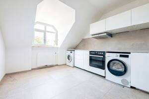 Kapitalanlage mit Perspektive: Moderne 2-Zimmer-Wohnung in 80993 München - Saniert, EBK, Balkon, TG – 80993 München – Vorschaubild 8