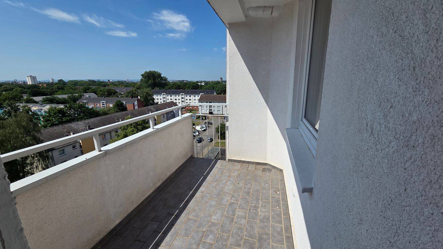 Helle 2-Zimmer-Wohnung mit Balkon in Hannover-Vahrenheide! – Hannover – Vorschaubild 2