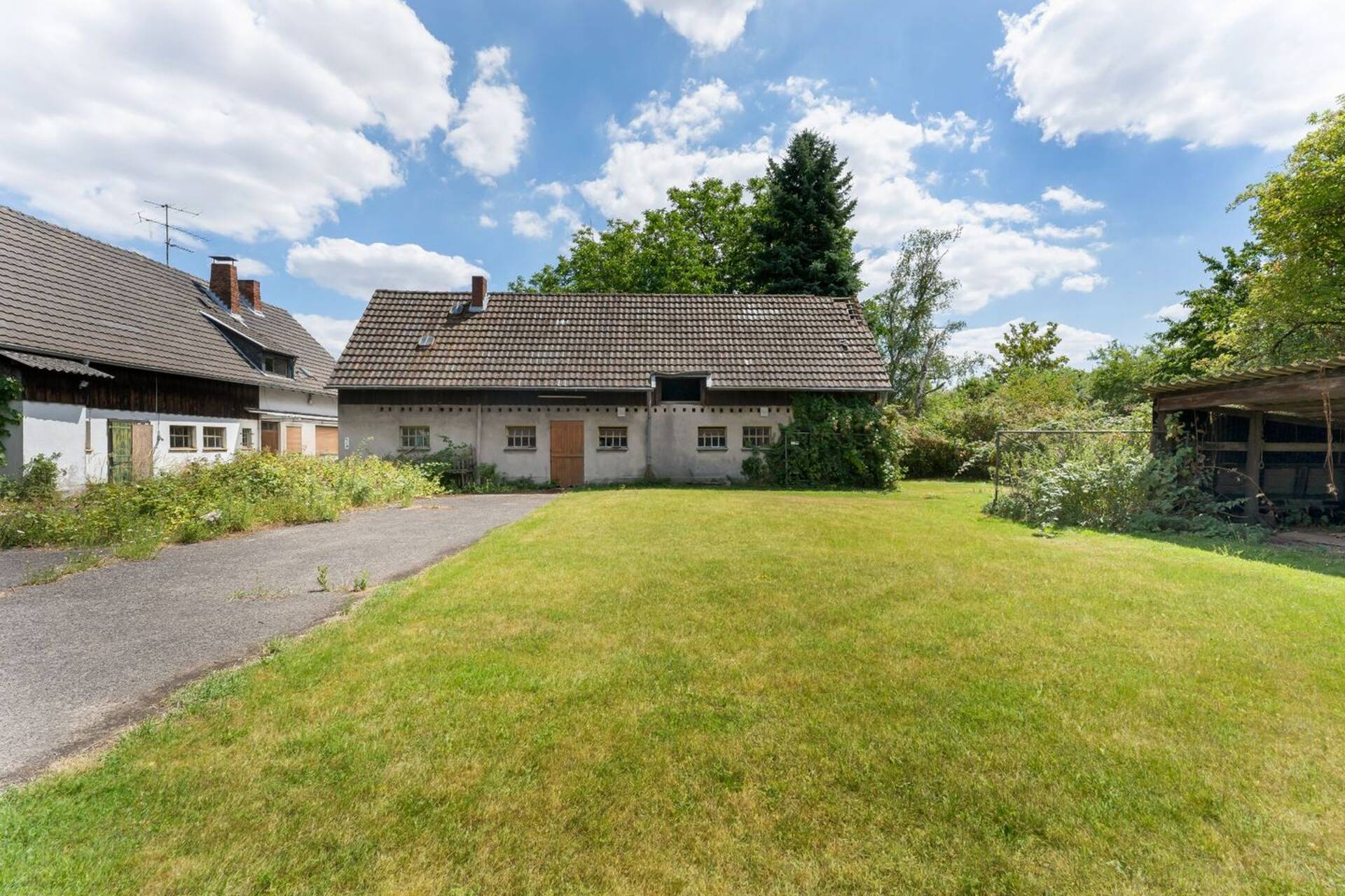 Haus in 50999 Köln mit 386,36 m² kaufen
