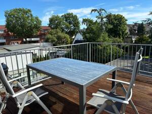## Nähe Mercedes, Rheinmetall, 2 Zi. mit 15 m² Dachterrasse, Laminat , EBK ## – 28309 Bremen – Vorschaubild 3