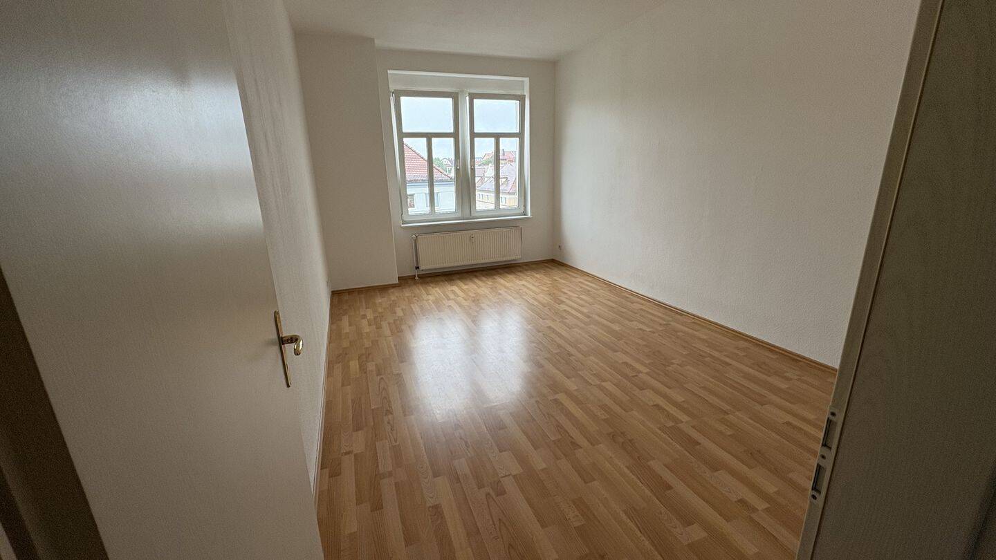 Wohlfühlen - helle 2-Raum-Wohnung mit Balkon