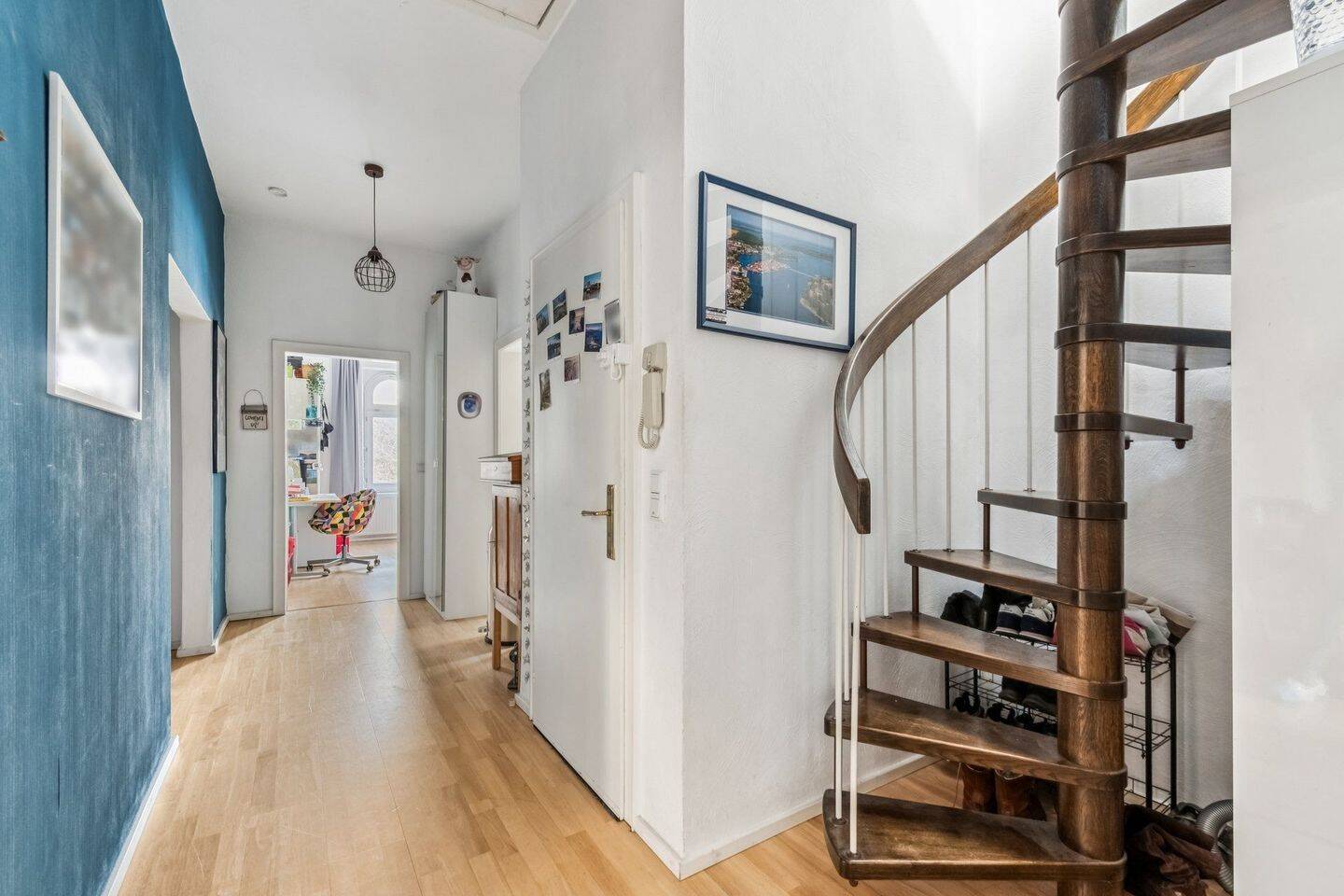 Maisonettewohnung mit Charme und Gestaltungsmöglichkeiten in grüner und zentraler Lage – Hamburg – Vorschaubild 6