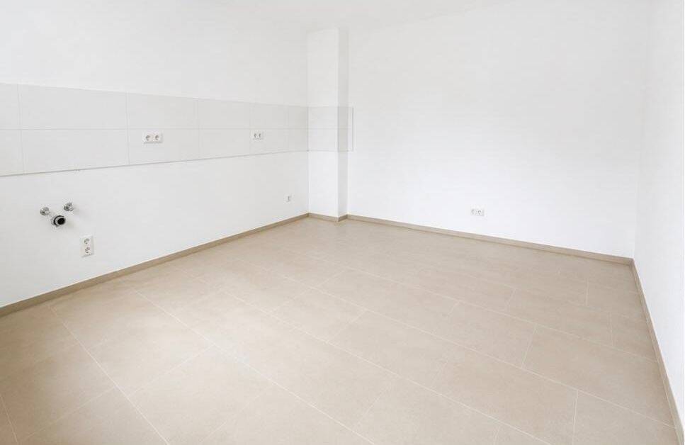 Großzügige 1-Zimmer-Wohnung mit 73 m² – frisch saniert, modernes Bad, Erstbezug – Sarstedt – Vorschaubild 3