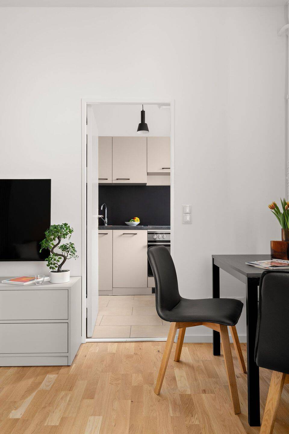 Studio-Apartment mit Balkon & Vollausstattung in Neukölln – Berlin – Vorschaubild 7