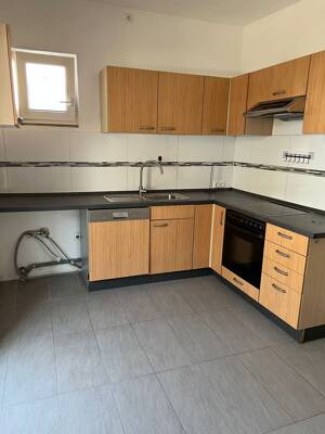 Stadtnahe Wohnung mit drei Zimmern sowie Balkon und Einbauküche in Heidenheim – 89518 Heidenheim an der Brenz – Vorschaubild 8