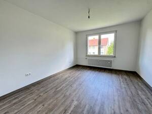 sanierte 3-Zi.-Wohnung mit Balkon in ruhiger Umgebung – 44793 Bochum – Vorschaubild 3