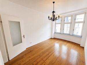 Frisch sanierte 3-Zimmer Altbauwohnung – 45145 Essen – Vorschaubild 1
