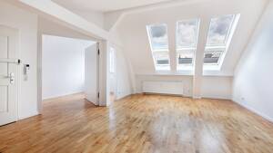 Exklusive Dachgeschosswohnung mit 40 m² Dachterrasse und spektakulärem Weitblick über Hamburg! – 20099 Hamburg – Vorschaubild 2
