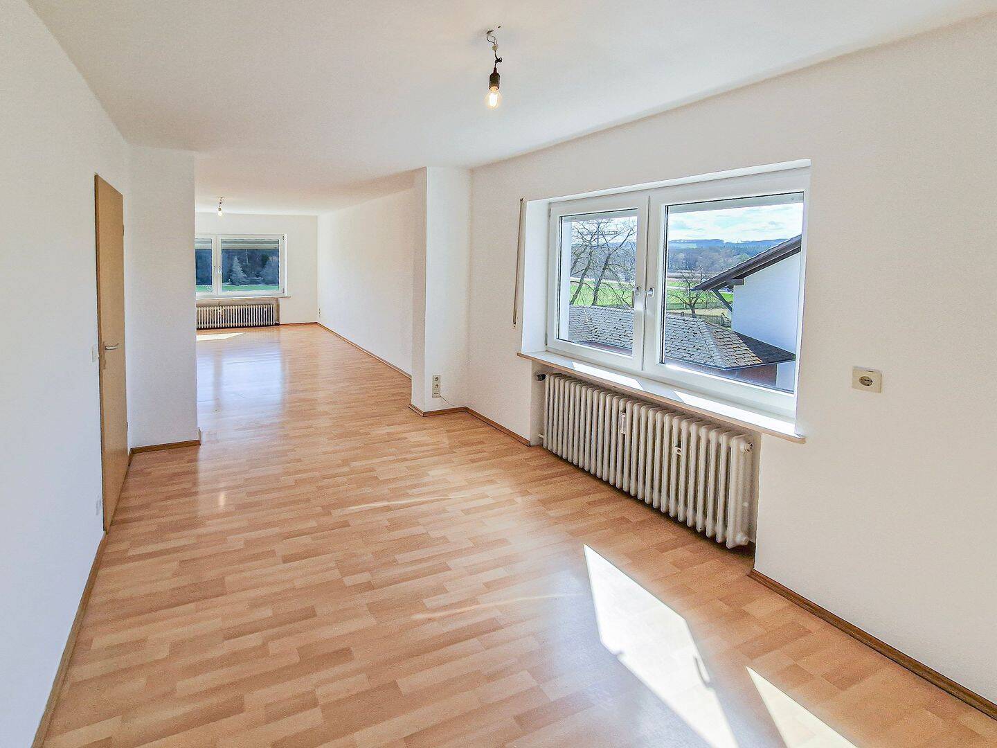 Zweifamilienhaus mit großem Garten und Ausbaupotential – Hahnbach – Vorschaubild 5