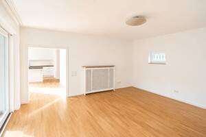 ESCHERSHEIM: Gartenmaisonette mit Charme - sofort frei! – 60431 Frankfurt am Main – Vorschaubild 3
