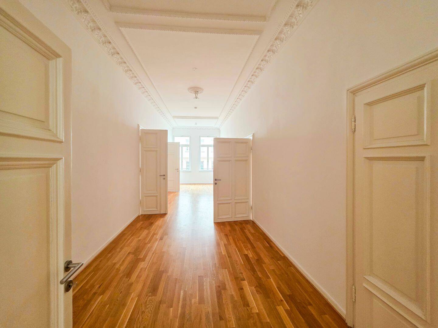 Bachviertel | Sanierung 2012 | Stellplatz | Balkon | Fußbodenheizung – Leipzig – Vorschaubild 2