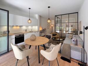 Ferienwohnung in Toplage am Travemünder Yachthafen mit großer Sonnenterrasse & seitlichem Wasserblick – 23570 Lübeck – Vorschaubild 4