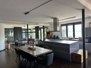 Luxuriöses Penthouse mit rundlaufendem Balkon in der Heilbronner Kernstadt