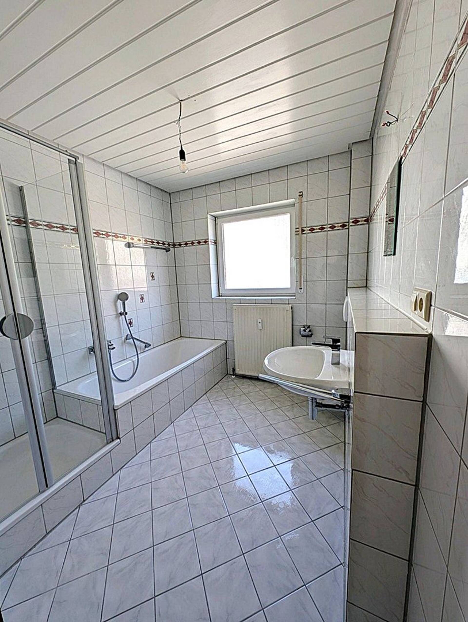 Mehrfamilienhaus in 69250 Schönau mit 293 m² kaufen