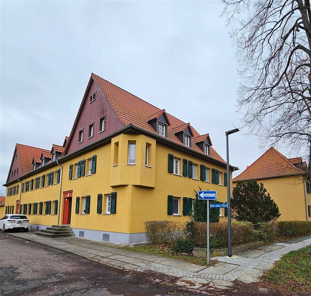 Wohnbeginner aufgepasst! Tolle Einraumwohnung mit Wanne und Stellplatz in der Kraftwerksiedlung