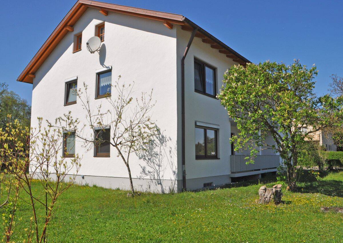 4-Familienhaus in idyllischer Lage an den Alzauen – Tacherting – Vorschaubild 3