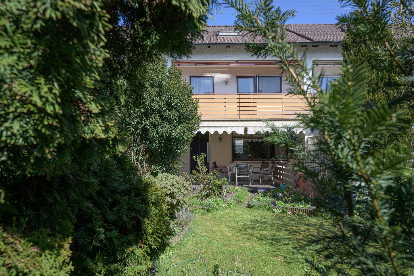 Ihr Rückzugsort: Charmantes Einfamilienhaus im begehrten Burlafingen! – Neu-Ulm – Bild 1 von 9