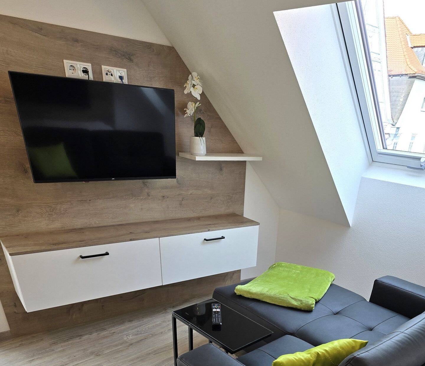Geräumiges 1-Zimmer-Apartment, neu und voll ausgestattet in toller Lage Obernburg
