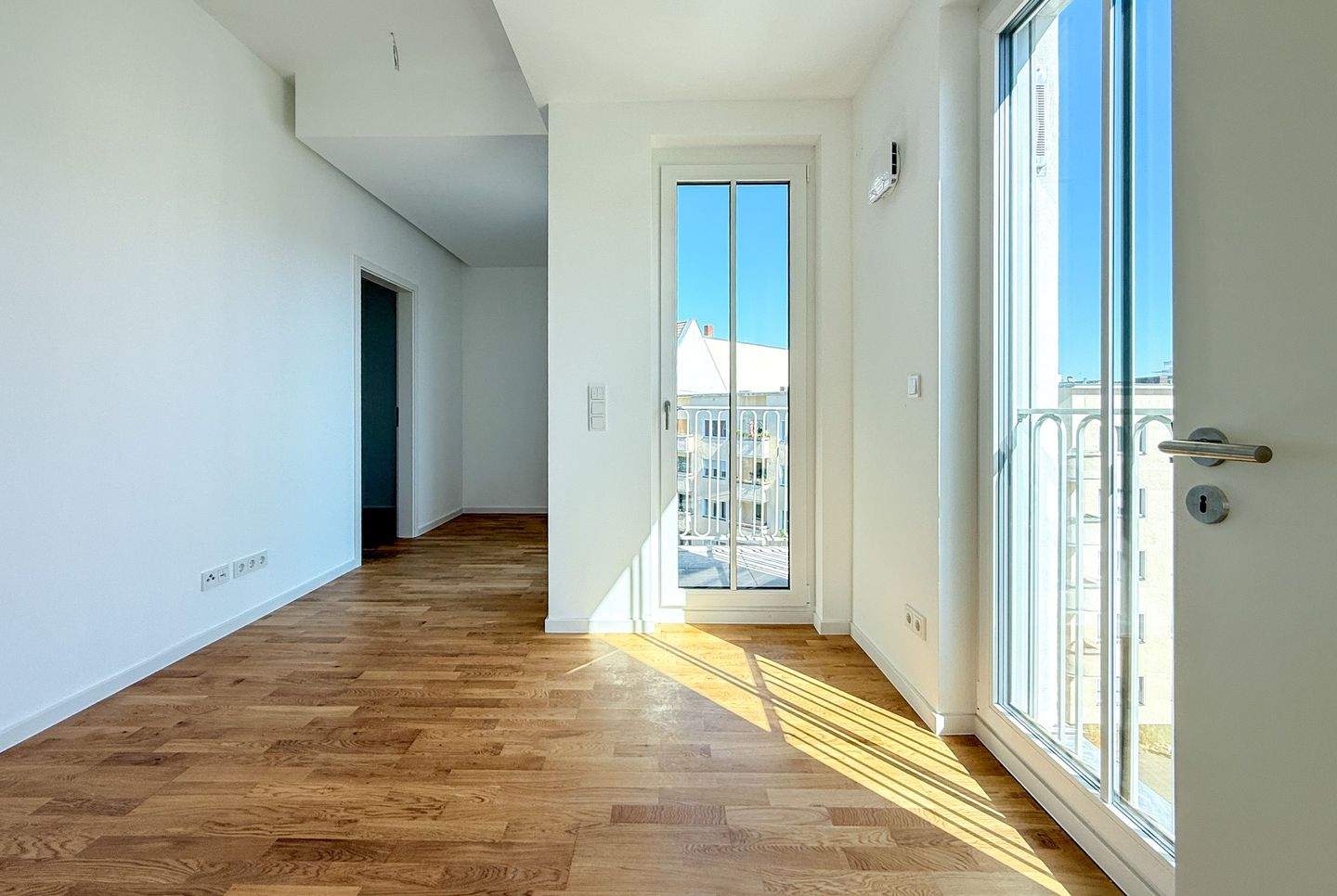 Großzügige, helle 2-Zimmerwohnung mit Abstellraum - nah KuDamm, Jungfernheide mit guter Anbindung – Berlin – Vorschaubild 8