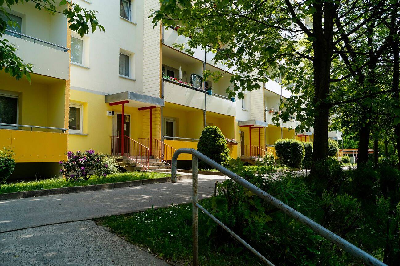 Klein aber OHO mit Einbauküche, Südbalkon und Bad mit Dusche! – Chemnitz – Vorschaubild 9