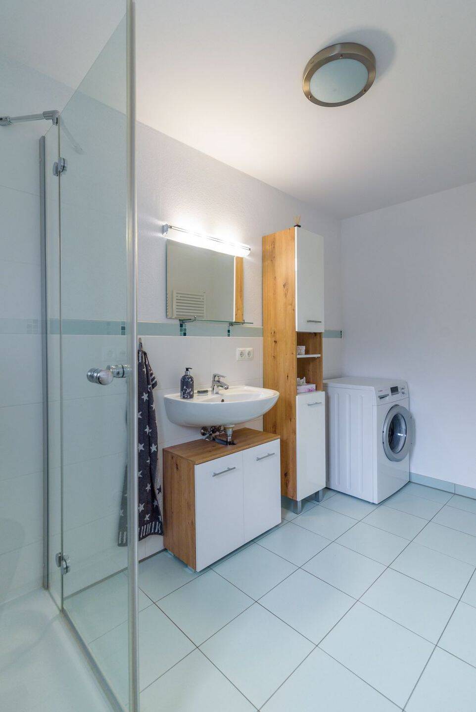 Freundliche und helle 3-Zimmer-Wohnung mit gehobener Ausstattung und Terrasse in Nürnberg/Boxdorf – Nürnberg – Vorschaubild 9