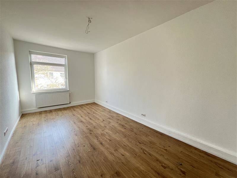 Erstklassig wohnen nach Kernsanierung: Stilvolle 2-Zimmer-Wohnung mit Einbauküche - sofort verfügbar