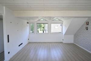 Charmante Dachwohnung mit sonniger Dachterrasse – 45357 Essen – Vorschaubild 2