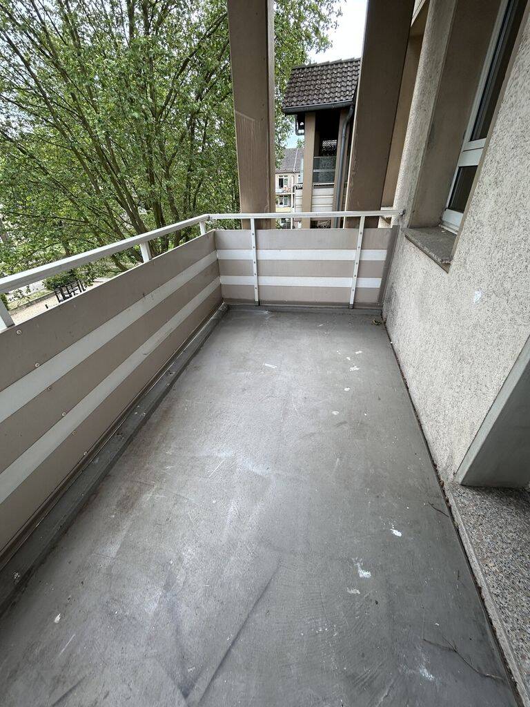 Wohnen im Dichterviertel mit grünem Innenhof – Duisburg – Vorschaubild 5
