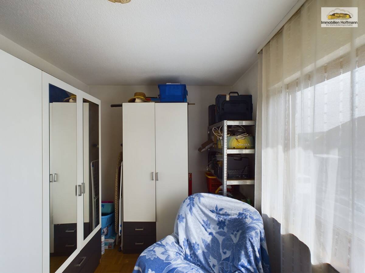 Vielseitiges 2-Familienhaus mit Ausbaureserve & großem Garten in Birstein – Birstein – Vorschaubild 6
