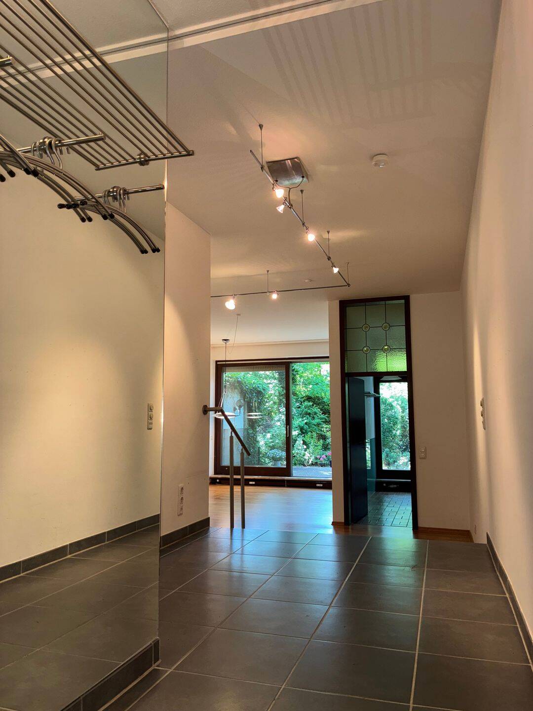 3-Zimmer Maisonette-Wohnung mit Garten in München-Obermenzing