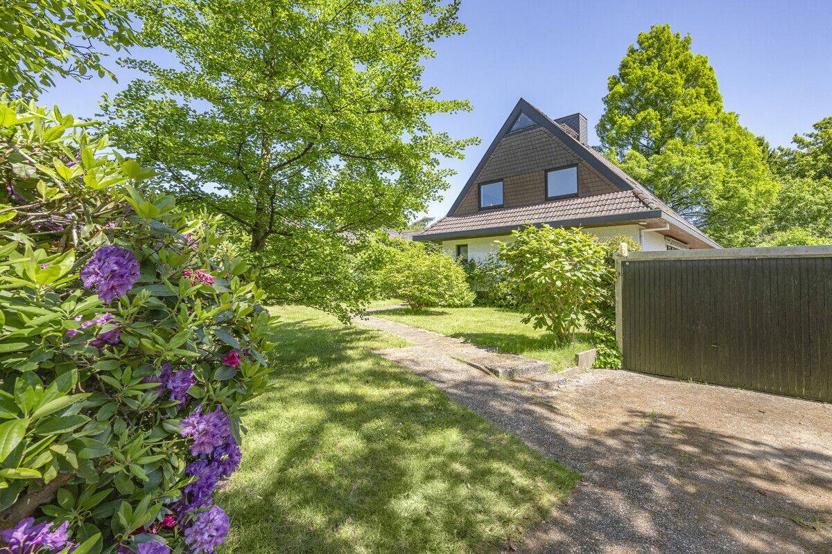 Viel Platz und Möglichkeiten für Ihre Familie – 22457 Hamburg – Bild 1 von 9