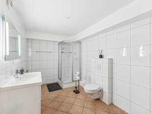 Einfamilienhaus-Traum auf vier Ebenen mit PV-Anlage und Garage im Gurkenland von Düsseldorf-Eller – 40229 Düsseldorf – Vorschaubild 6