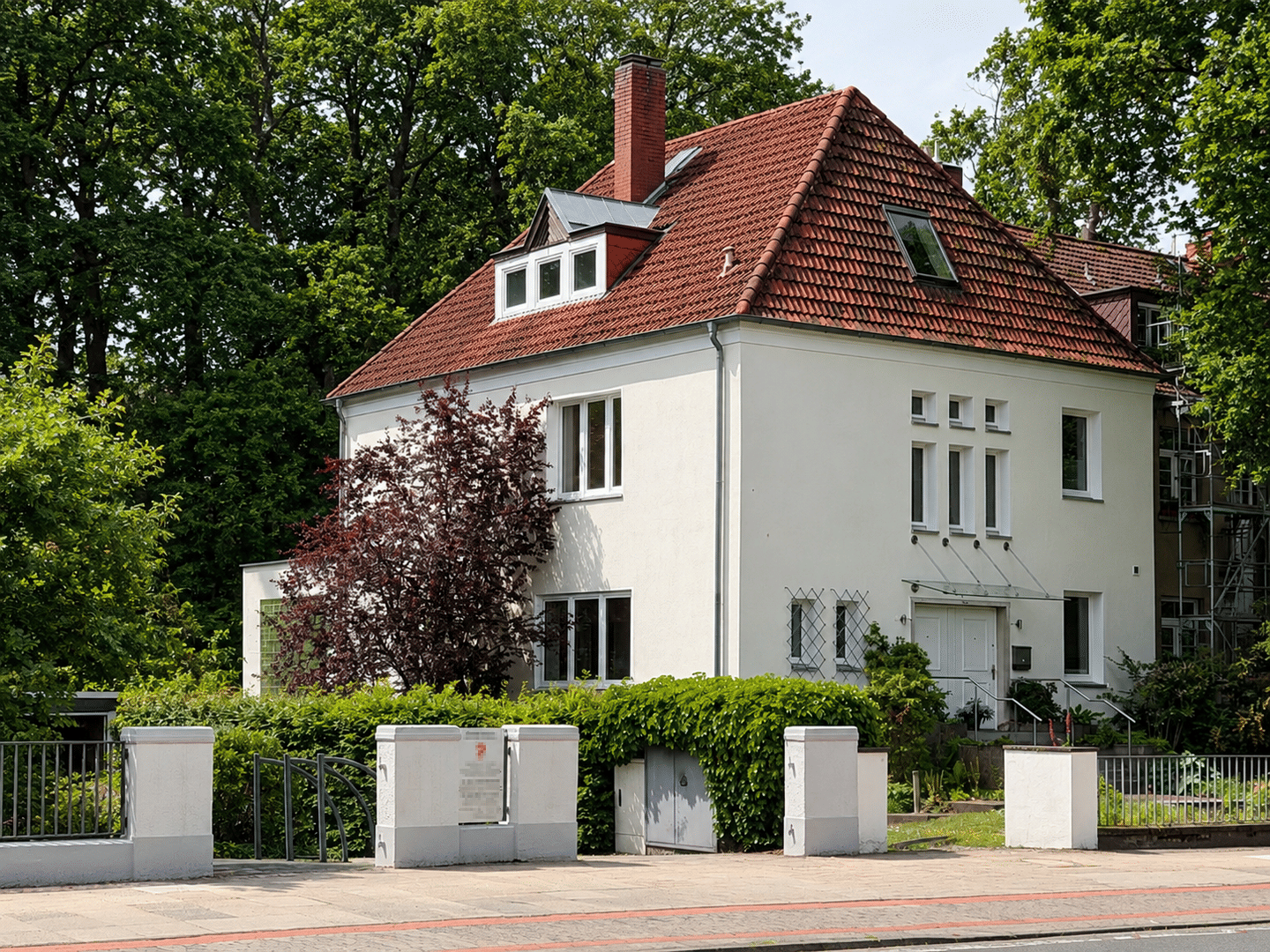 Repräsentative Stadtvilla im Philosophenviertel - Großzügiges Wohnen auf parkähnlichem Grundstück – Hannover – Vorschaubild 4