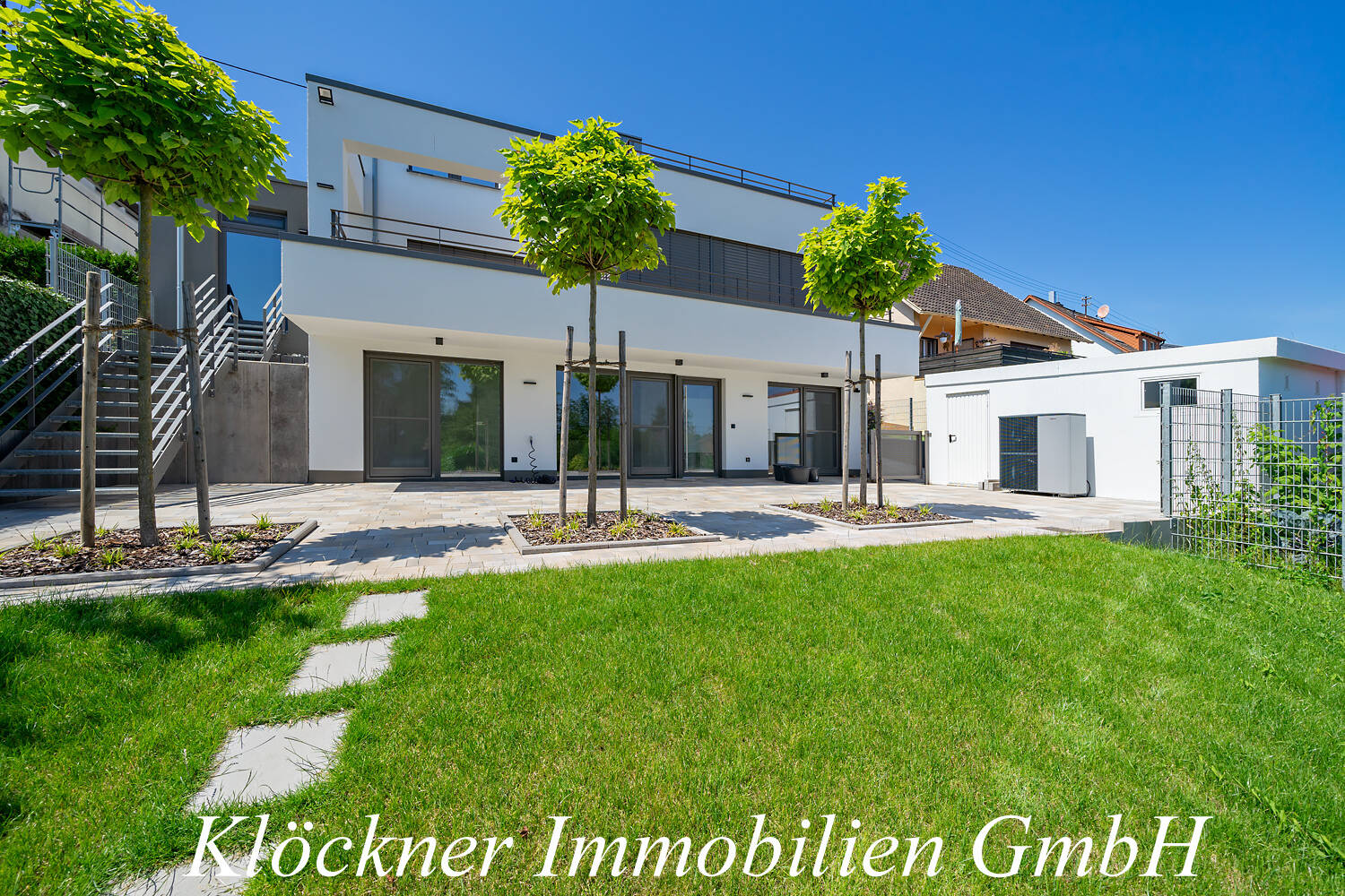 NB-Erstbezug! Modernes Traumhaus in idyllischer Stadtrandlage
