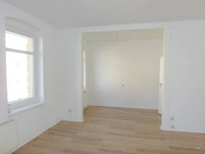 Ab sofort zu haben: Gemütliche 1-Zimmer-Wohnung mit Balkon (Hofseite), separater Küche und Badewanne – 39112 Magdeburg – Vorschaubild 2
