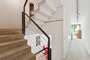 Außergewöhnliche Split-Level-Architektur - Familienfreundliches Wohnen direkt am Naturschutzgebiet – 40595 Düsseldorf – Vorschaubild 2