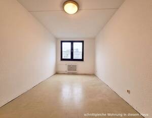 Vermietete 3-Zimmer-Wohnung mit West-Loggia und Fahrstuhl nur 300 m vom Kudamm!! – 10629 Berlin – Vorschaubild 6