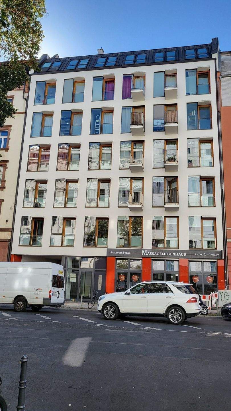 Lichtdurchflutete, ruhige, Dachgeschosswohnung mit 2 Terrassen – Berlin – Vorschaubild 3