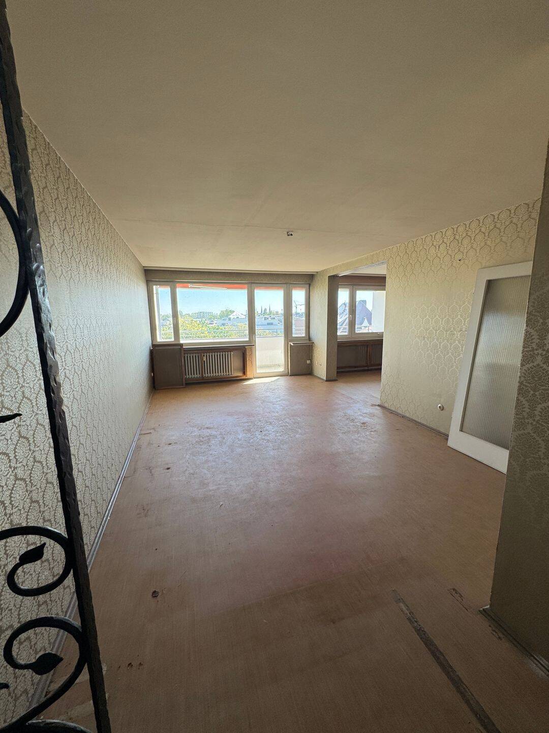 Sanierungsbedürftige 3 Zimmer Wohnung am NordOst- Bahnhof mit Potential – Nürnberg – Vorschaubild 7