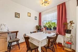 Kapitalanlage gesucht? Solide vermietete 4-Zimmer-Wohnung mit Loggia, Aufzug und zwei Stellplätzen – 53123 Bonn – Vorschaubild 5