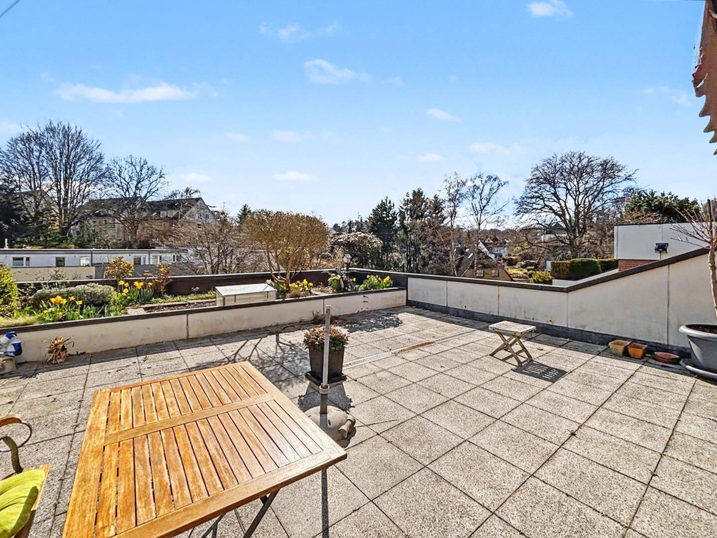 Neuer Festpreis: Seltene Gelegenheit in Hamburg-Eißendorf: 4,5-Zimmer-Wohnung mit Süd-West-Terrasse
